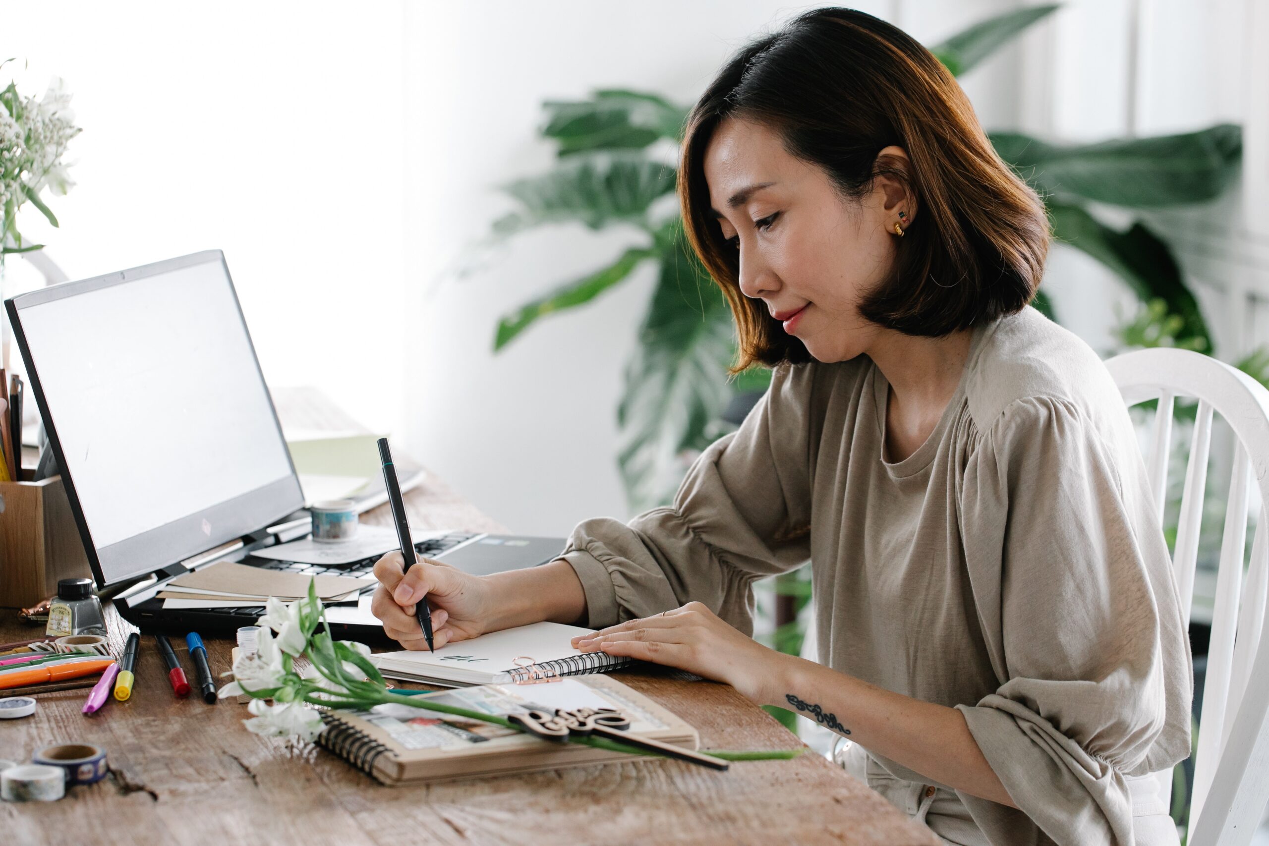 Expert Thesis writer